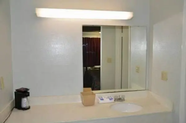 Stay Express Inn & Suites Demopolis 7